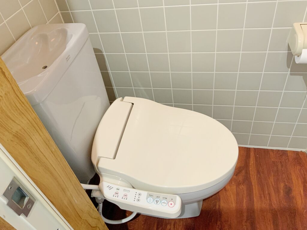 tanaka-furukawa-toilet