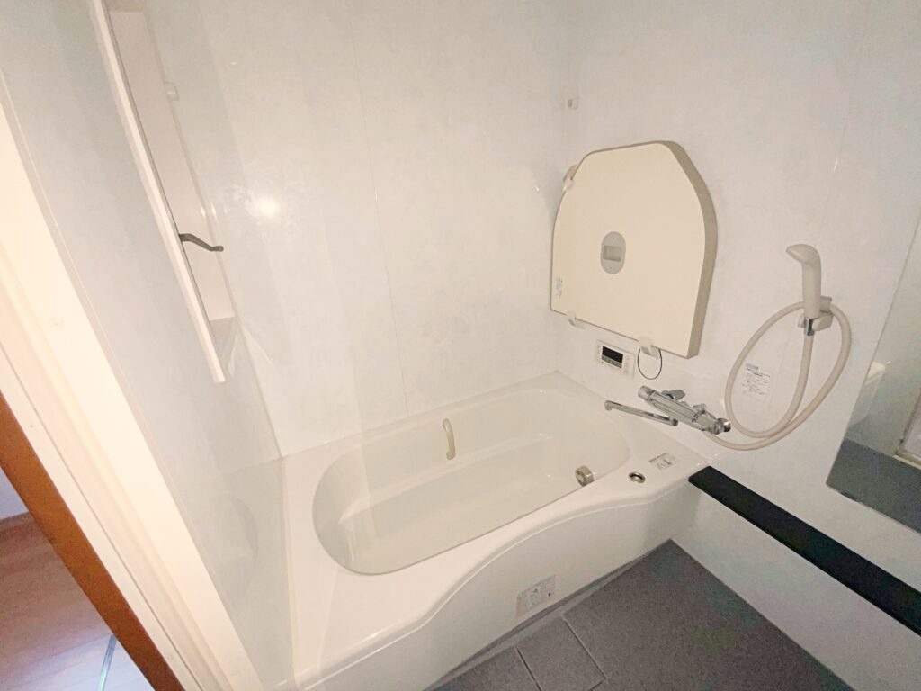 takanoizumicho-bath room