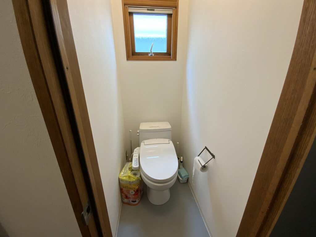 一階トイレ
