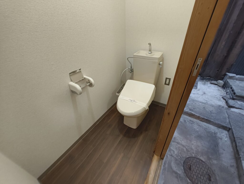 kubotacho-toilet