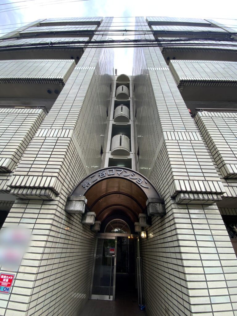 taniguchi_entrance2
