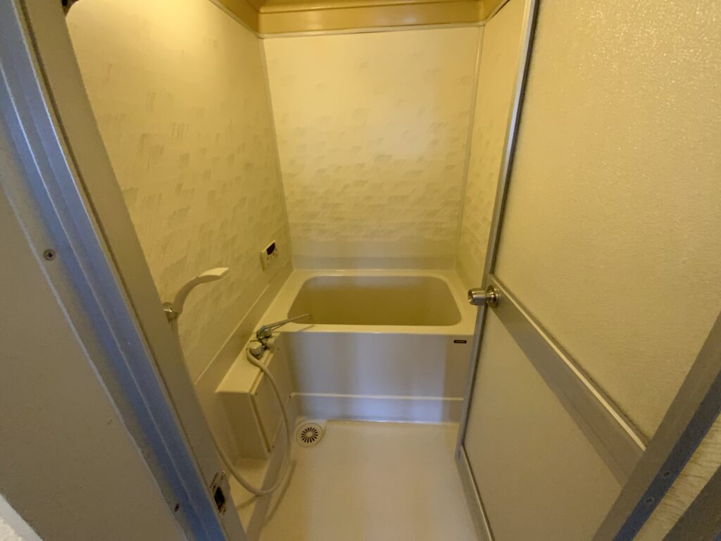 taniguchi-bathroom