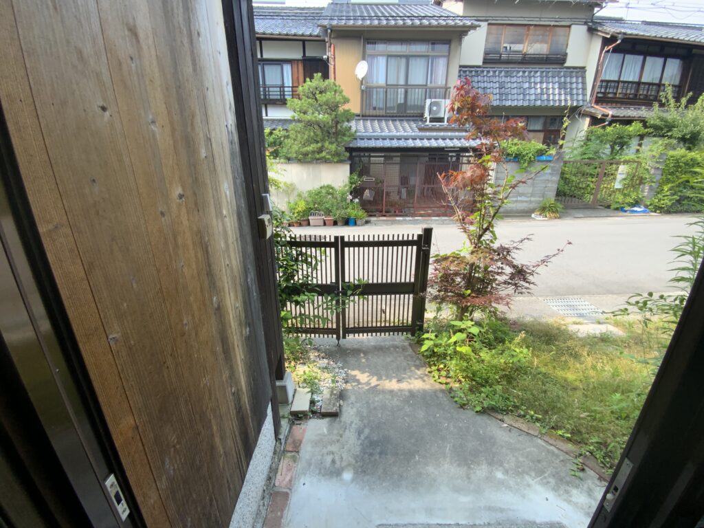 京都府京都市左京区北白川大堂町 