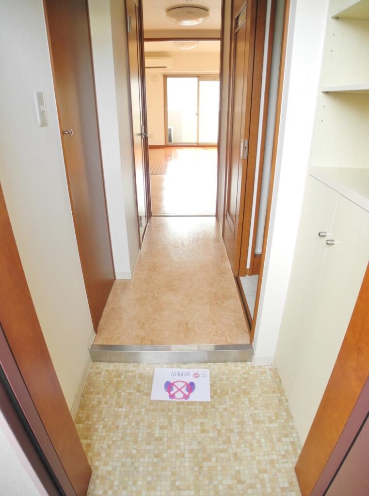solare-201 entrance