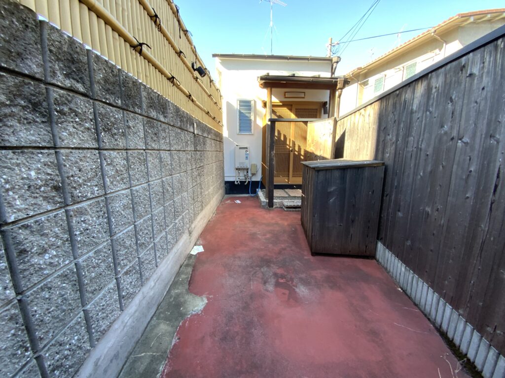 吉田牛ノ宮町の庭