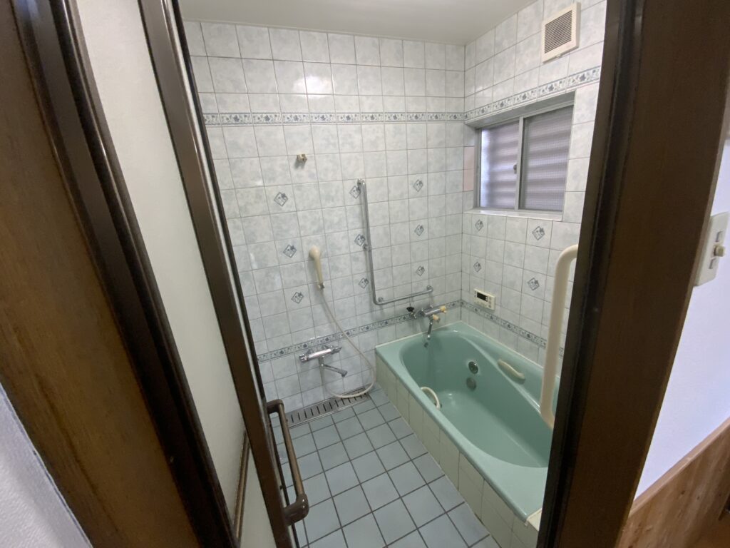 下鴨宮河町 浴室