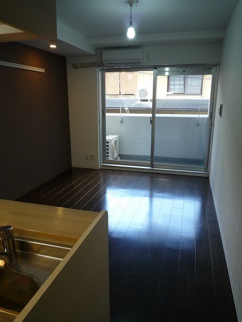 グランコスモ今出川301　部屋