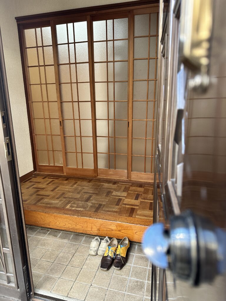 玄関